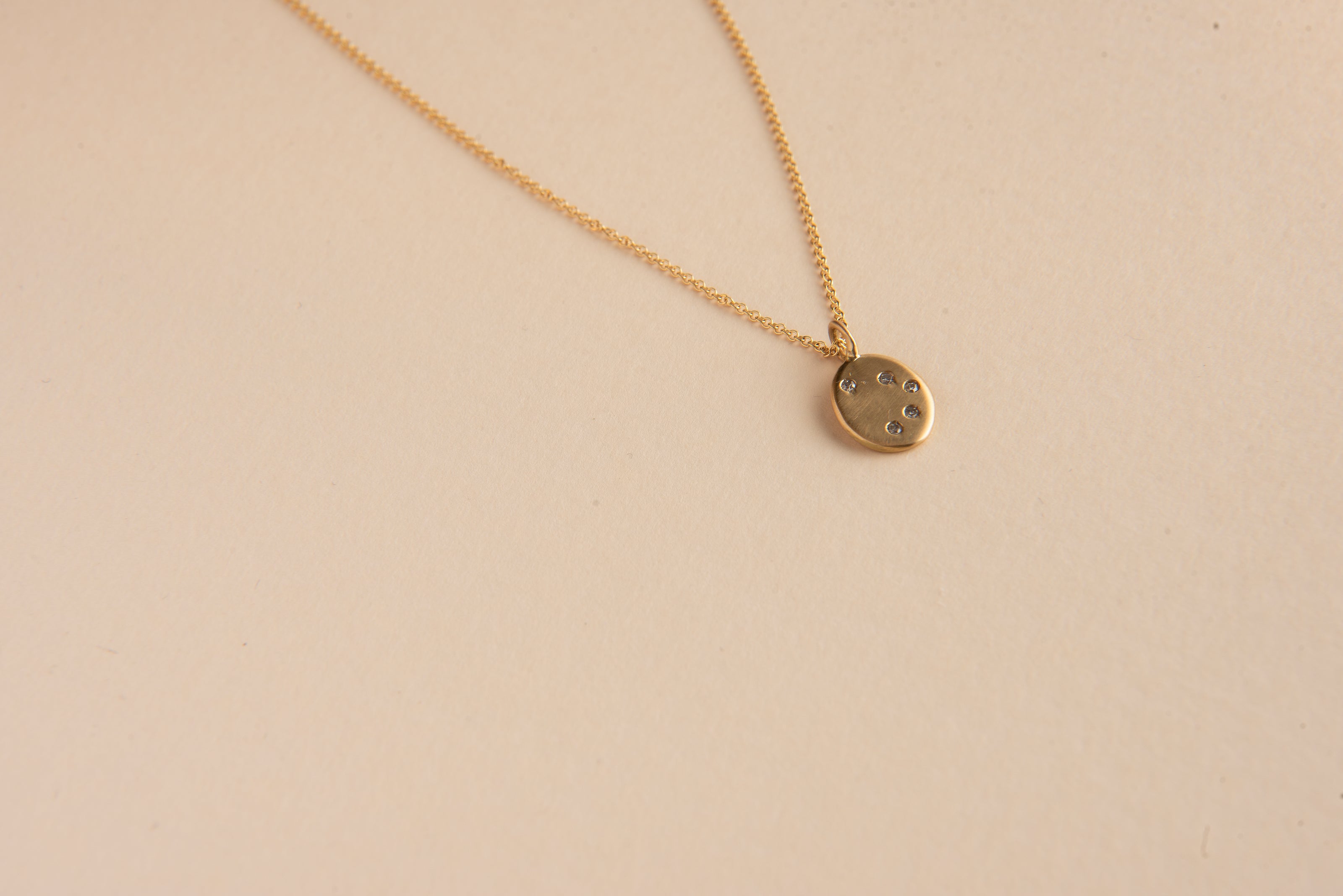 Pendente oro e diamanti 